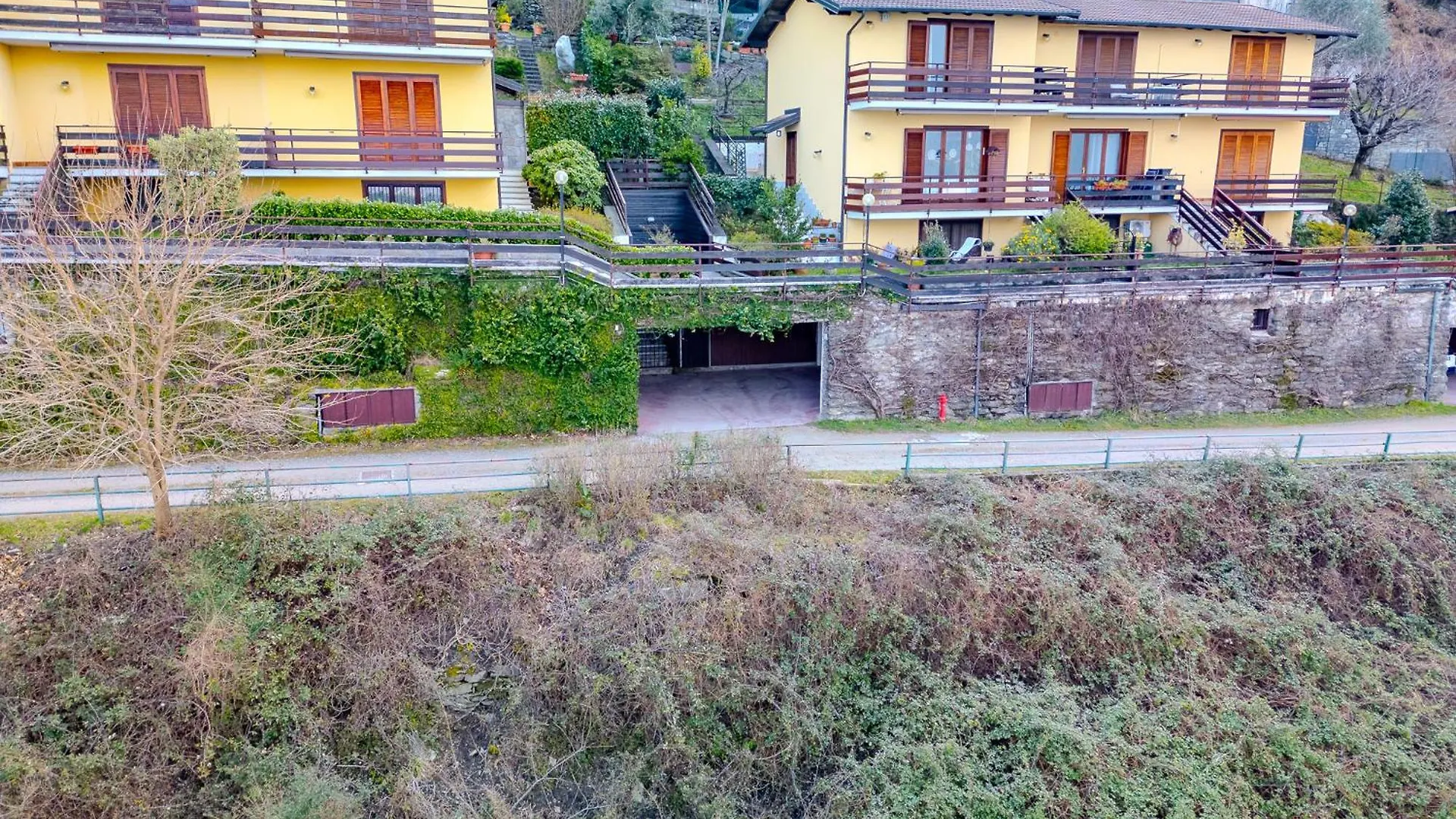 Apartment Appartamento A Due Passi Dal Lago Con Box Dorio