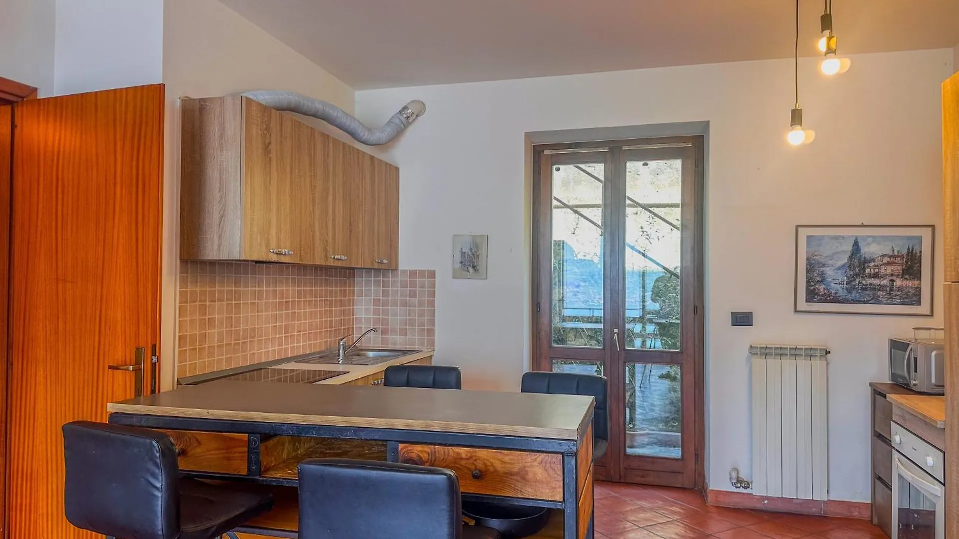 Appartamento A Due Passi Dal Lago Con Box Dorio Apartment